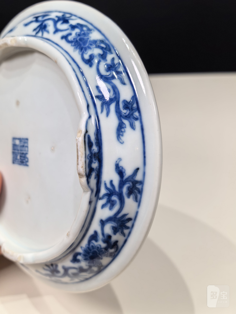 清乾隆 青花云鹤纹爵杯及江山一统爵盘一套 - 图28